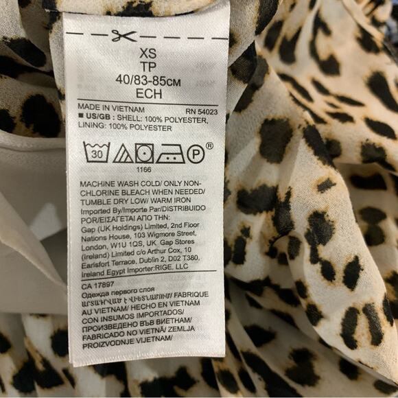 Banana Republic animal print top size XS - Picture 7 of 7